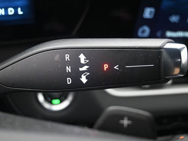 Used 2025 Chevrolet Equinox LT AWD/4WD image 15