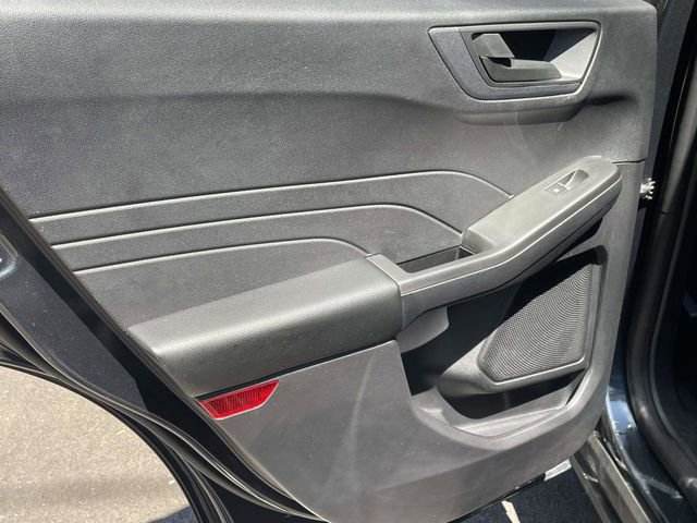 Certified 2022 Ford Escape SE w/ SE Sport Appearance Package image 12