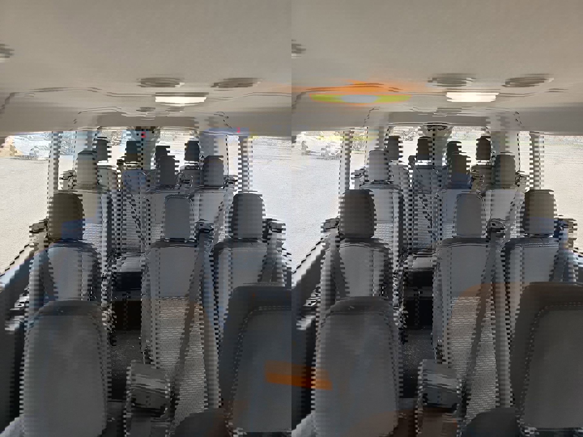 Certified 2020 Ford Transit 350 XLT image 20