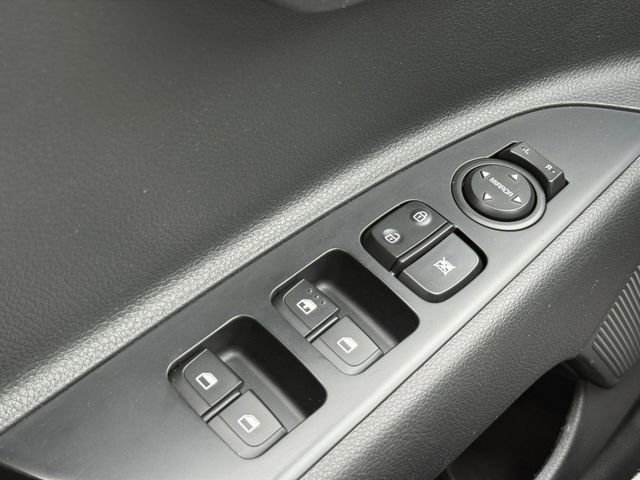 Used 2022 Kia Rio S image 12