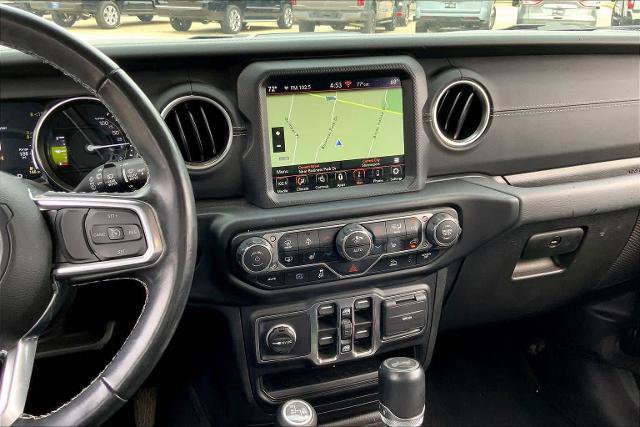 Used 2022 Jeep Wrangler Unlimited Sahara w/ Cold Weather Group AWD/4WD image 9