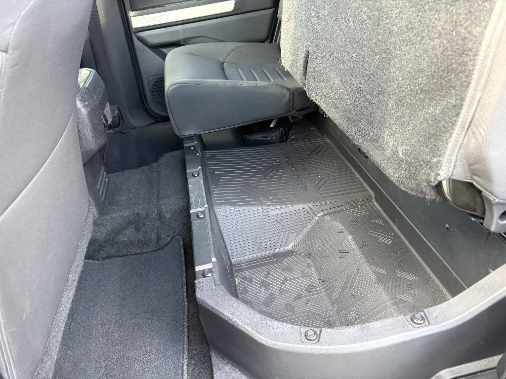 Used 2024 Toyota Tacoma TRD Off-Road AWD/4WD image 38