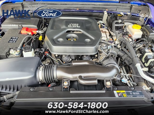 Used 2018 Jeep Wrangler Unlimited Sahara w/ Dual Top Group AWD/4WD image 21