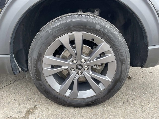 Certified 2023 Ford Explorer XLT w/ Equipment Group 202A image 11