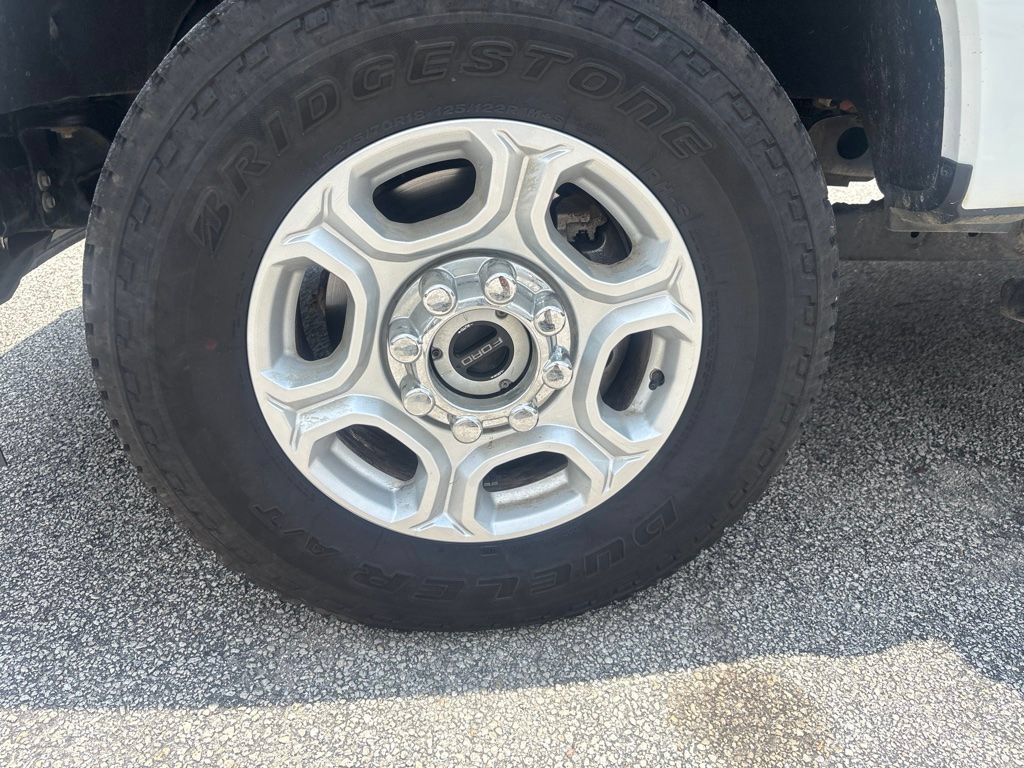 Certified 2025 Ford F250 XLT w/ FX4 Off-Road Package AWD/4WD image 10