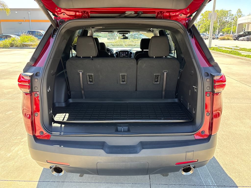 Used 2023 Chevrolet Traverse LT FWD image 30