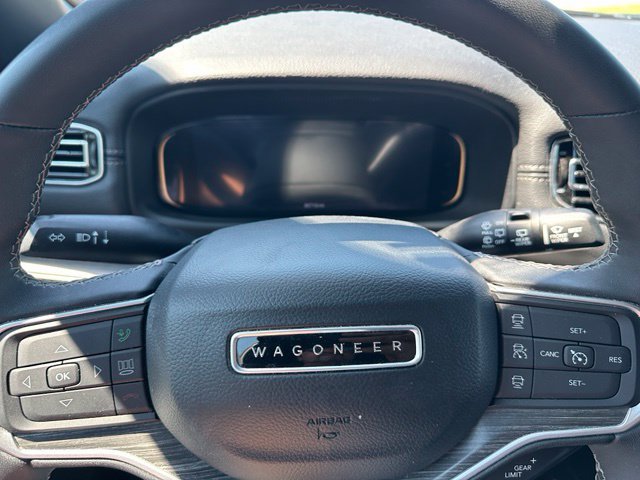Used 2024 Jeep Wagoneer Series II AWD/4WD image 27