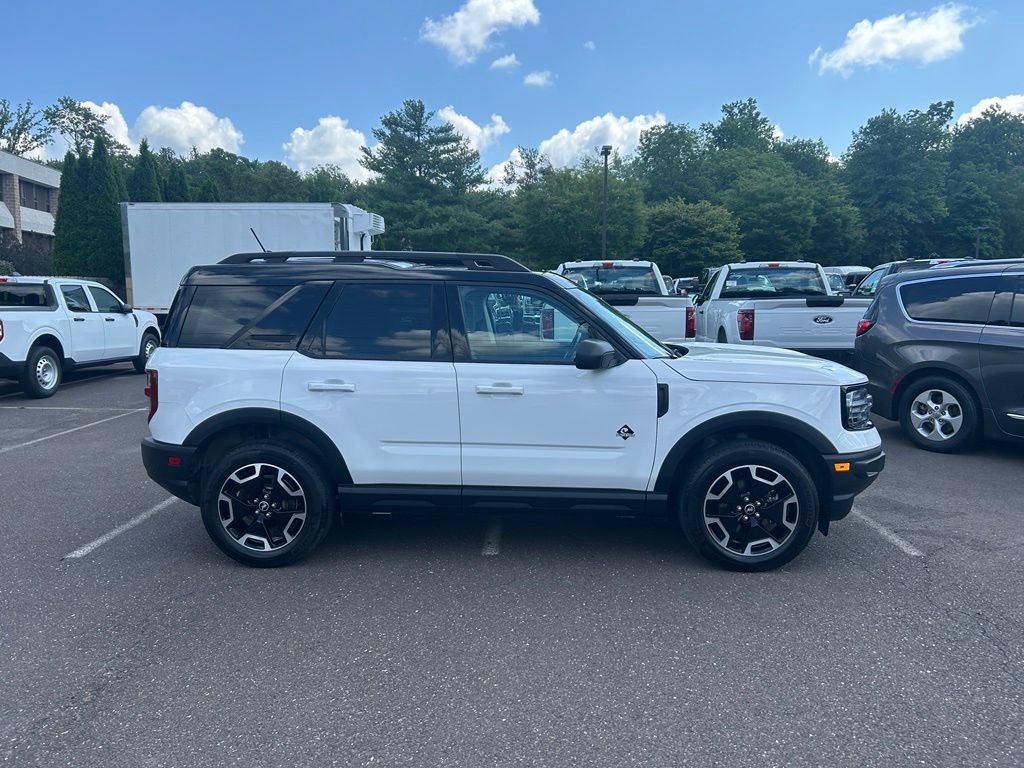 Certified 2023 Ford Bronco Sport Outer Banks w/ Tech Package AWD/4WD image 4
