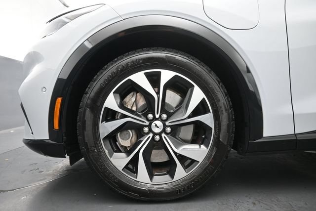 Certified 2023 Ford Mustang Mach-E Premium AWD/4WD image 32
