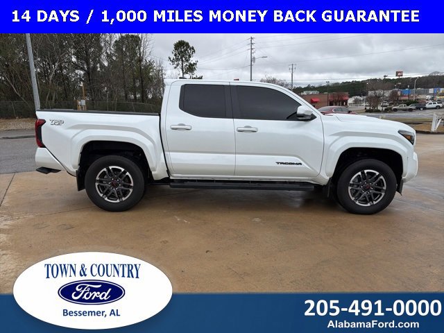 Used 2024 Toyota Tacoma TRD Sport w/ TRD Sport Upgrade Package image 6