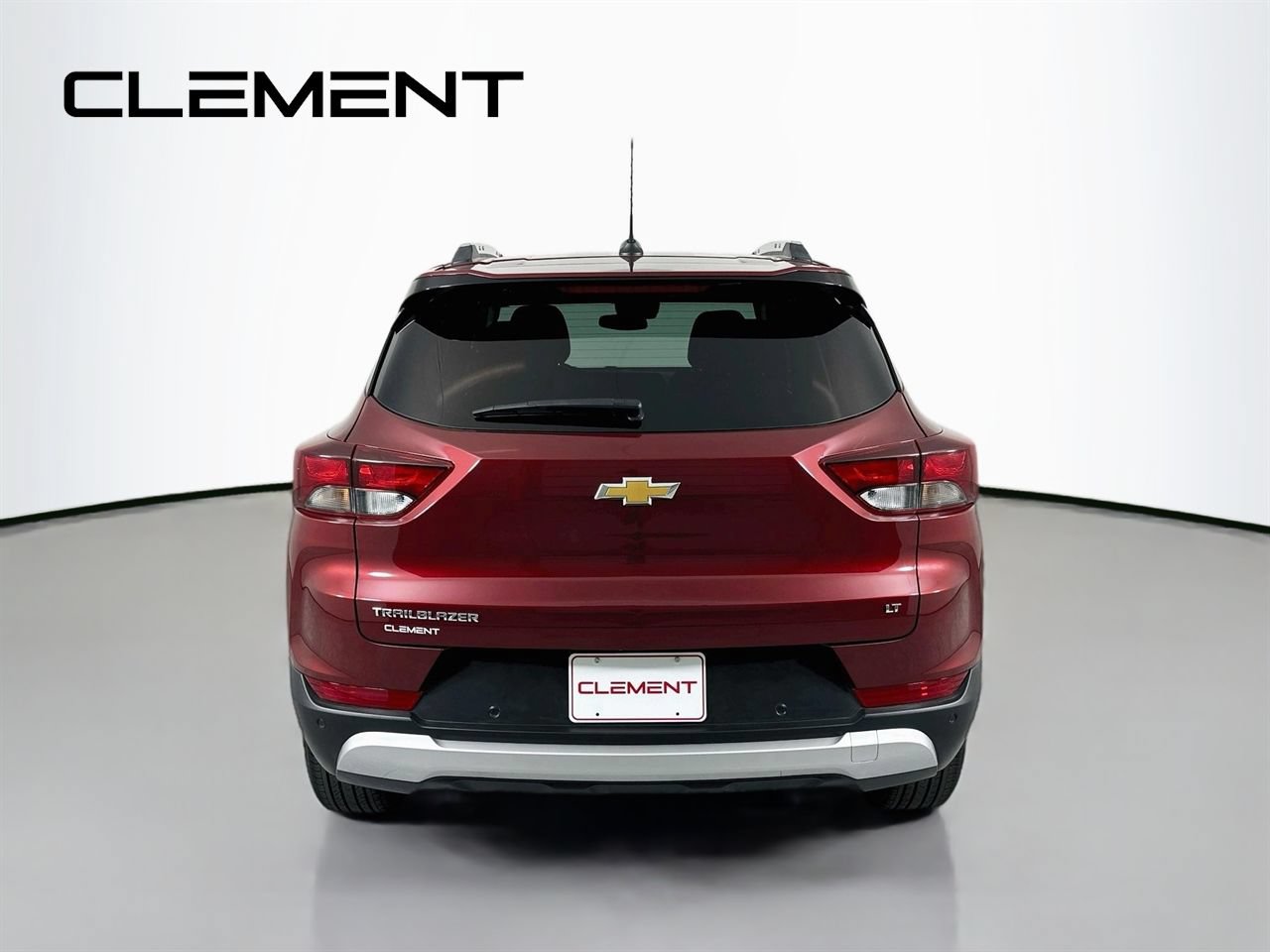 Used 2024 Chevrolet TrailBlazer LT w/ Driver Confidence Package FWD image 8