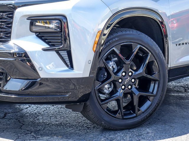 Used 2026 Chevrolet Traverse RS AWD/4WD image 4