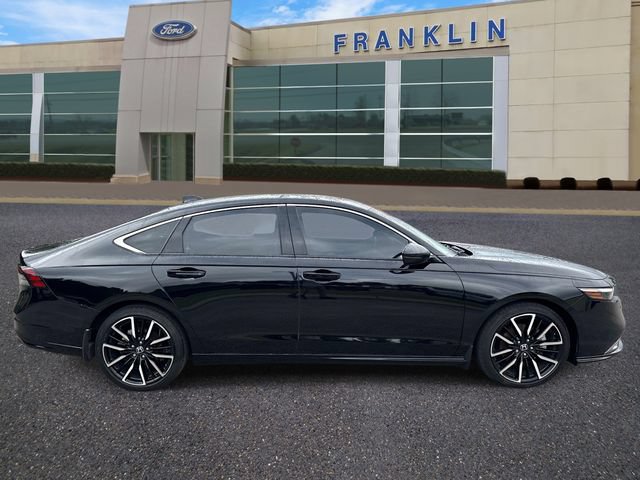 Used 2025 Honda Accord Touring image 8