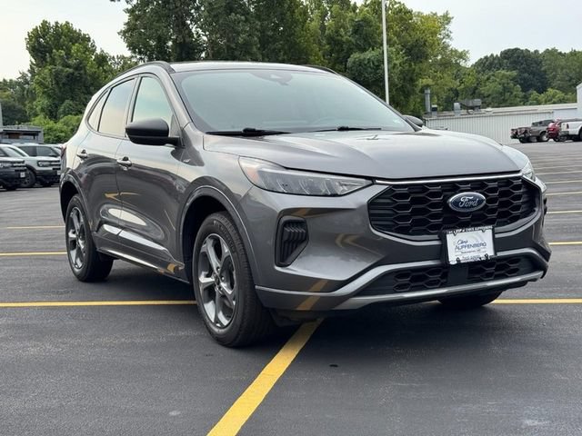 Certified 2024 Ford Escape ST-Line w/ Tech Pack #1 AWD/4WD image 2