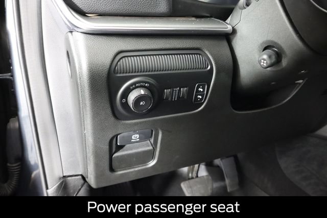 Used 2024 Jeep Wagoneer Series II AWD/4WD image 44