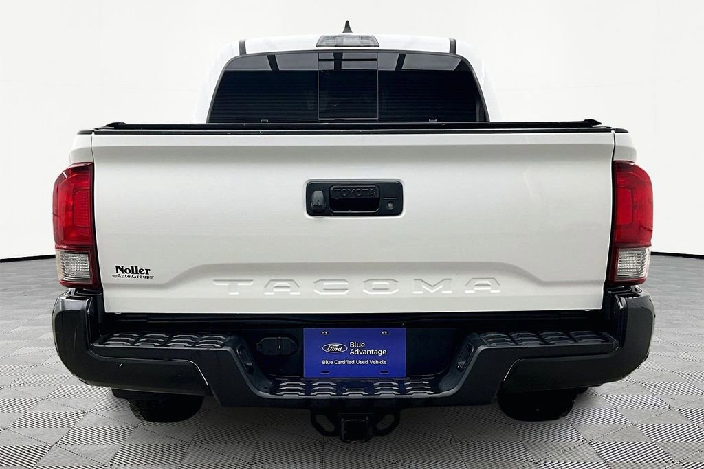 Used 2022 Toyota Tacoma SR5 image 3