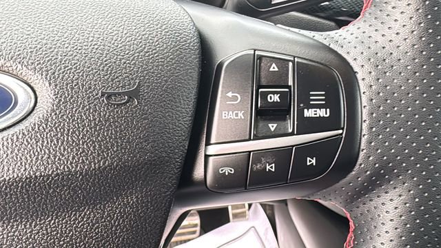 Certified 2023 Ford Escape ST-Line w/ Tech Pack #1 image 23