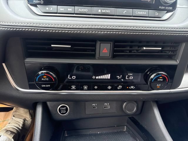 Used 2023 Nissan Rogue SV AWD/4WD image 23