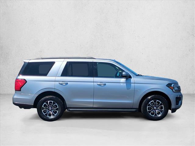 Certified 2024 Ford Expedition XLT RWD image 4