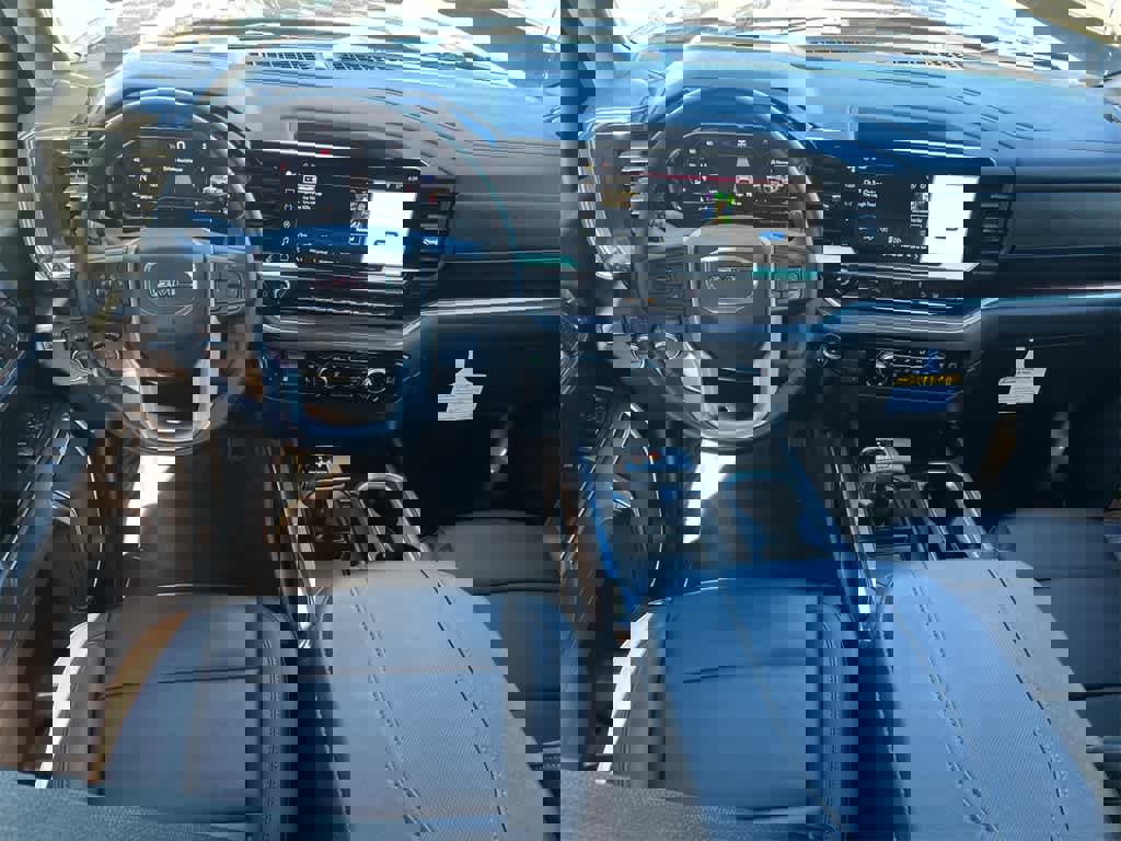 Used 2024 GMC Sierra 1500 SLT w/ SLT Premium Plus Package image 18