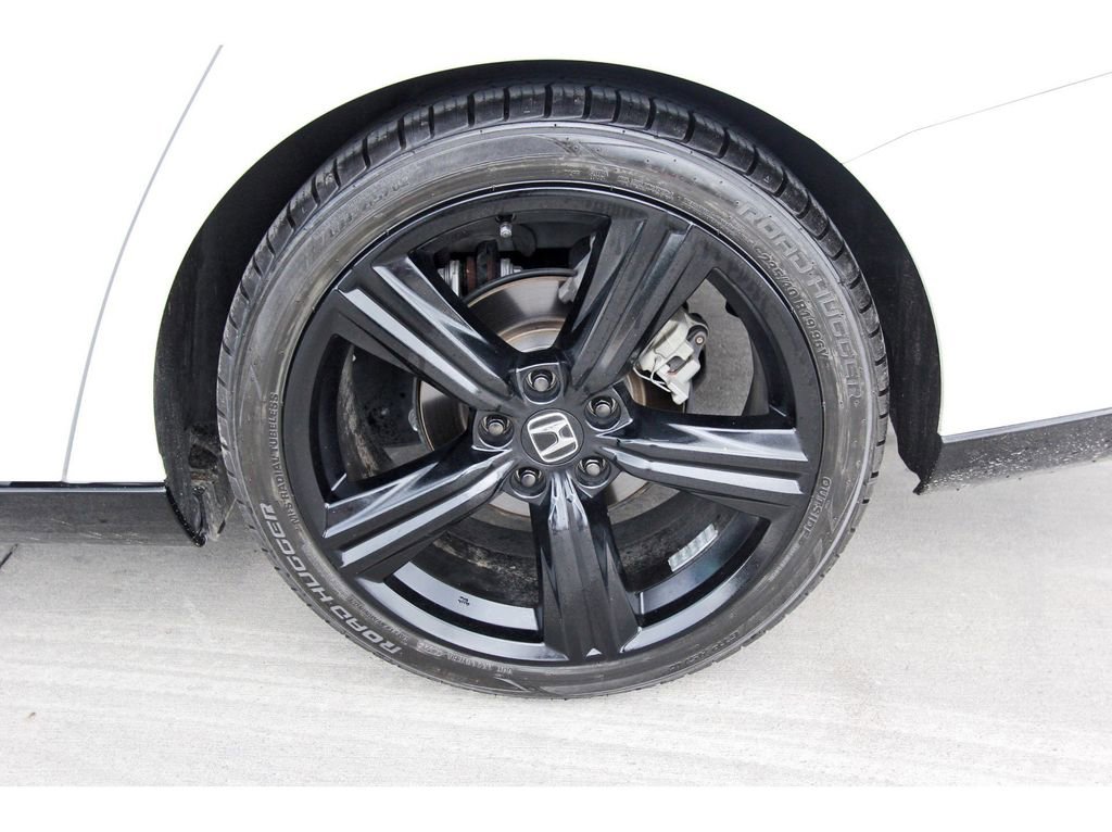 Used 2024 Honda Accord Sport image 30