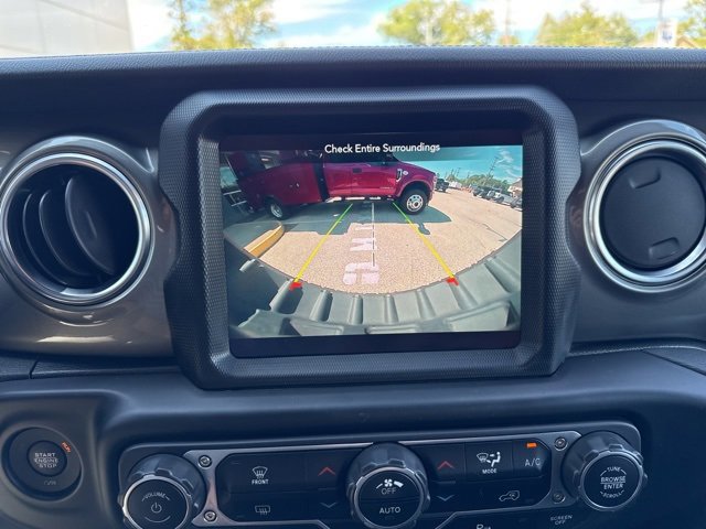 Used 2021 Jeep Wrangler Unlimited Sahara image 39