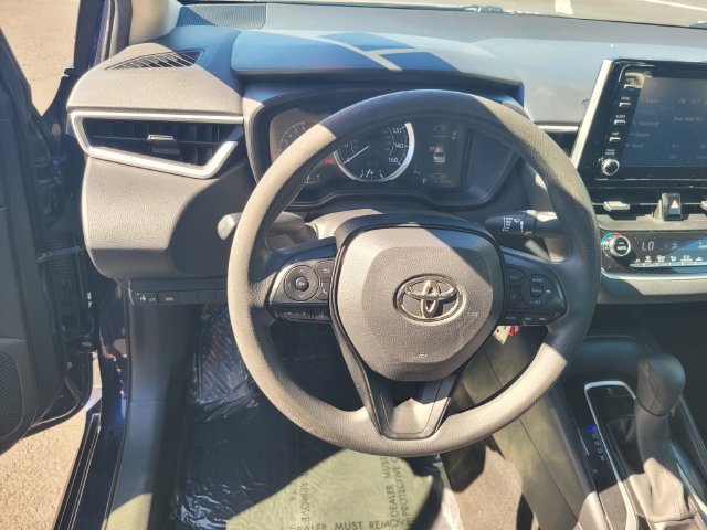 Used 2020 Toyota Corolla LE FWD image 29