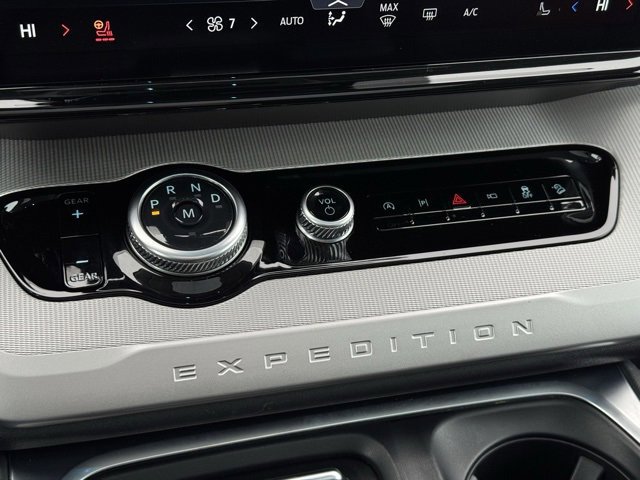 Certified 2025 Ford Expedition Max Active image 18