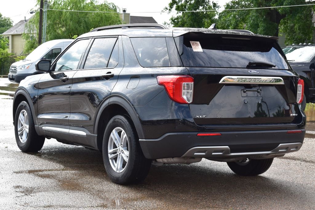 Certified 2024 Ford Explorer XLT w/ Equipment Group 202A AWD/4WD image 6