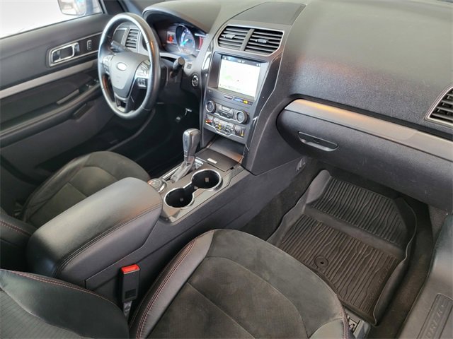 Certified 2019 Ford Explorer XLT w/ Equipment Group 202A image 26
