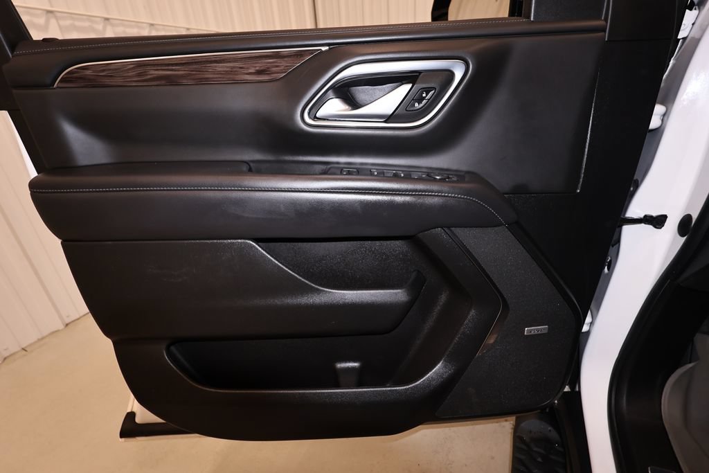 Used 2022 Chevrolet Tahoe Z71 AWD/4WD image 11