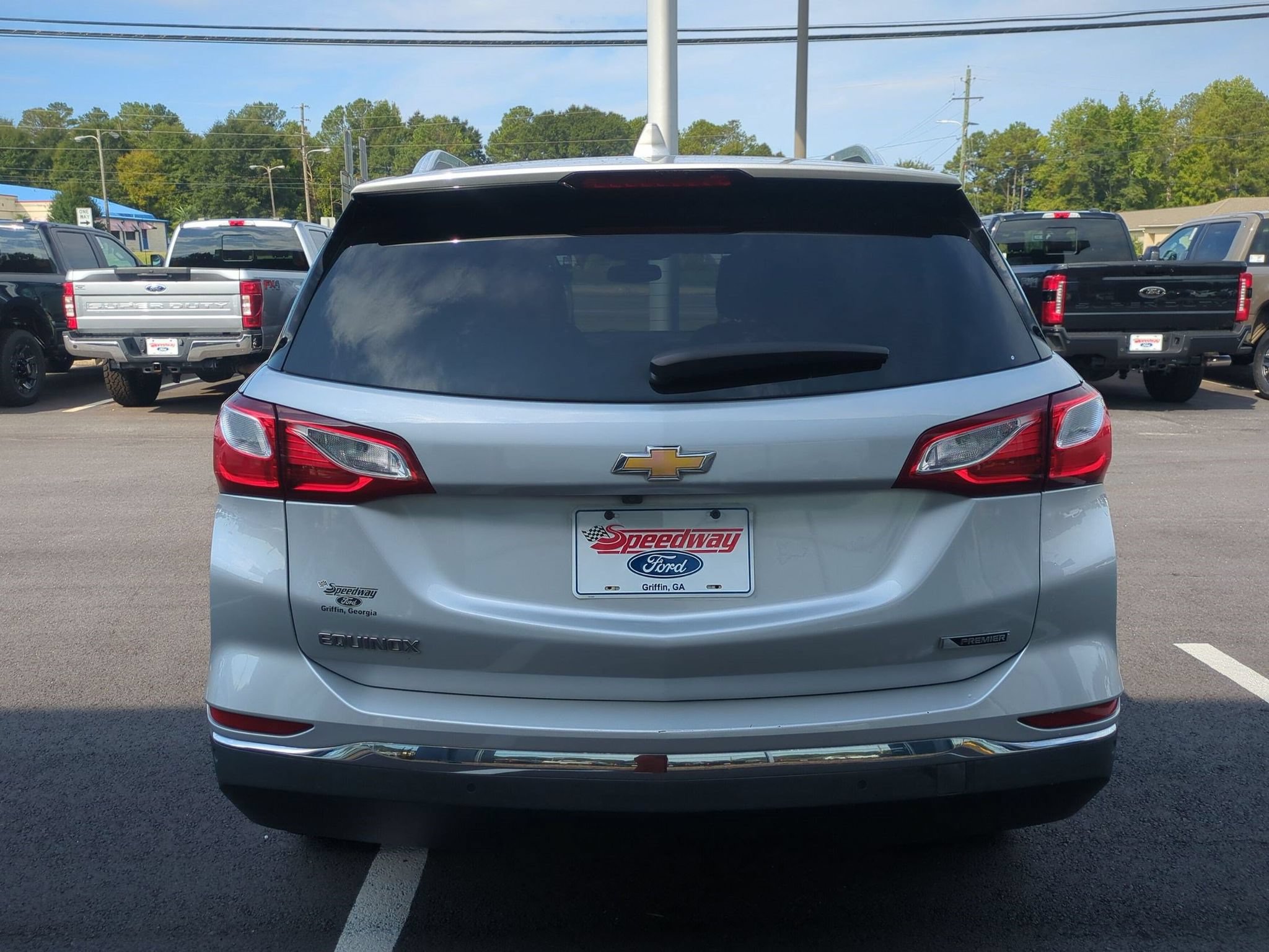 Used 2018 Chevrolet Equinox Premier FWD image 9