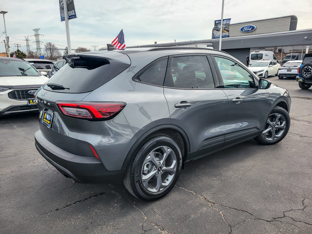 Certified 2025 Ford Escape ST-Line image 6