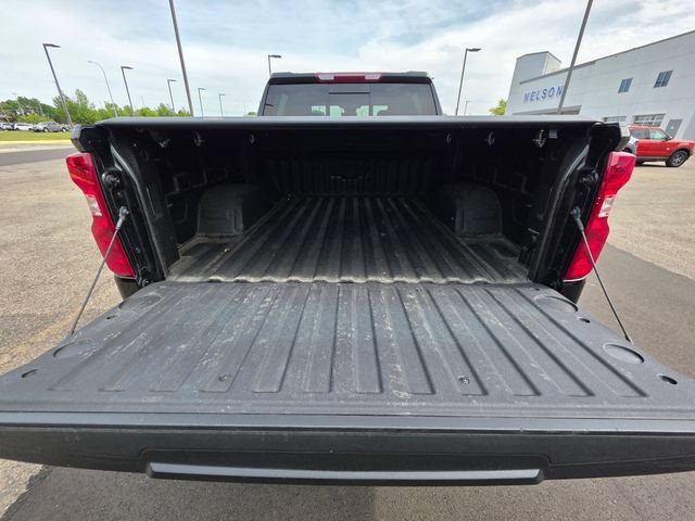 Used 2024 Chevrolet Silverado 1500 LT AWD/4WD image 14