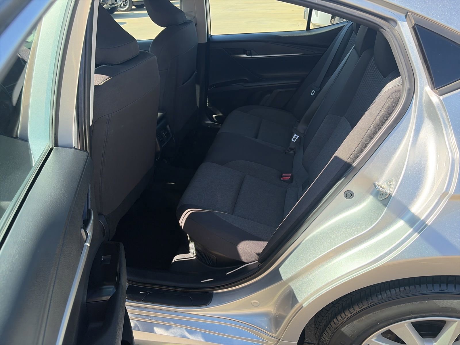 Used 2025 Toyota Camry LE image 15