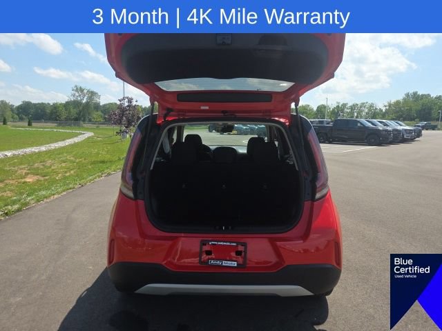 Used 2024 Kia Soul LX w/ Option Group 015 FWD image 12