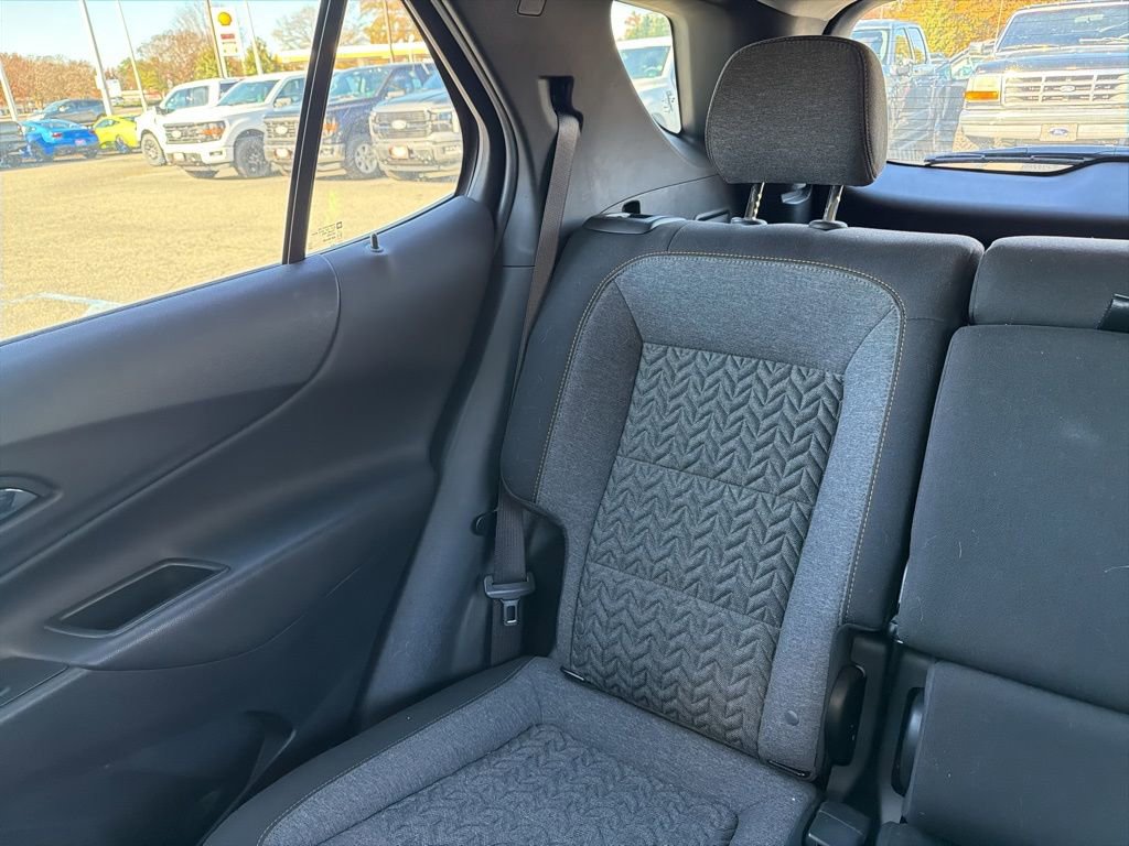 Used 2023 Chevrolet Equinox LT image 15