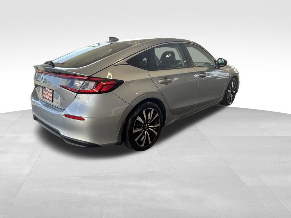 Used 2023 Honda Civic EX-L image 3
