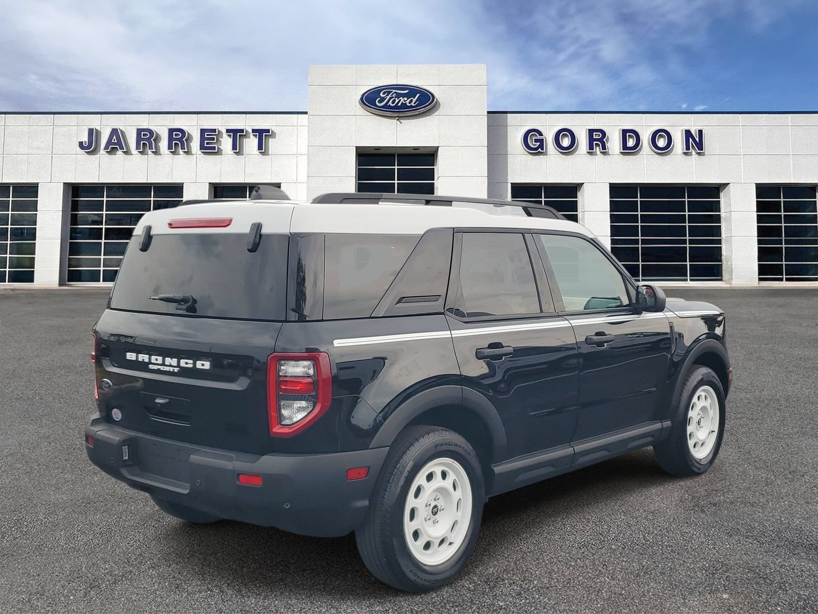 Certified 2025 Ford Bronco Sport Heritage w/ Convenience Package AWD/4WD image 4