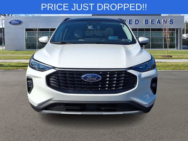Certified 2023 Ford Escape SE w/ PHEV Premium Package FWD image 3