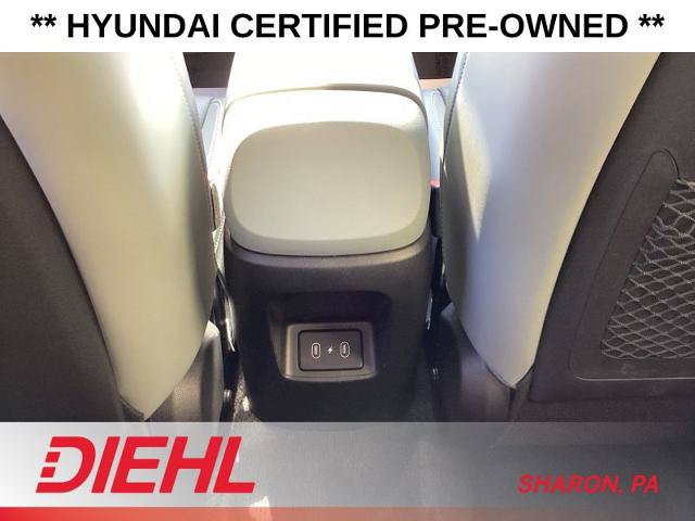 Certified 2025 Hyundai Elantra Limited FWD image 18