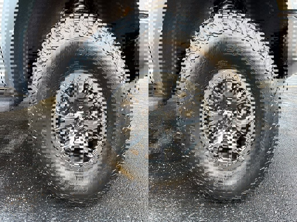 Certified 2022 Ford F150 Raptor w/ Raptor 37 Performance Package image 10