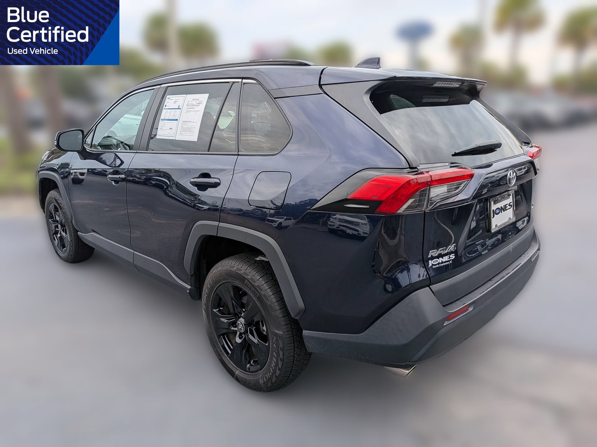Used 2025 Toyota RAV4 XLE FWD image 7