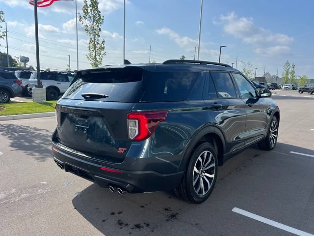 Certified 2023 Ford Explorer ST AWD/4WD image 5