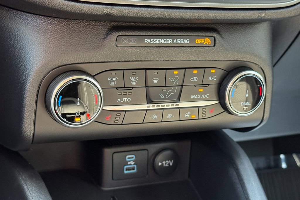 Certified 2023 Ford Escape Active AWD/4WD image 32