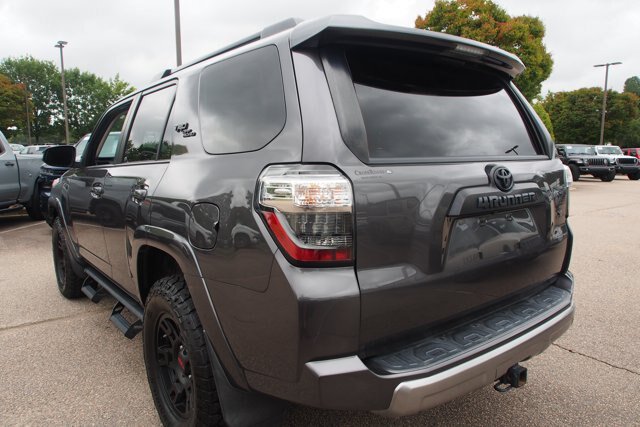 Used 2021 Toyota 4Runner TRD Off-Road Premium w/ Moonroof Package AWD/4WD image 5