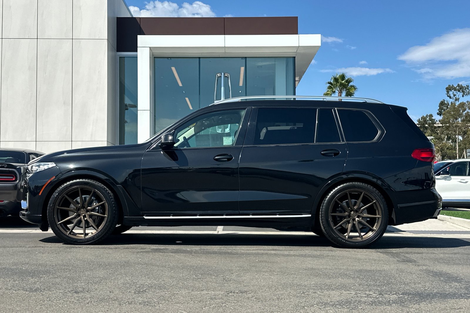 Used 2020 BMW X7 xDrive40i w/ Cold Weather Package AWD/4WD image 6