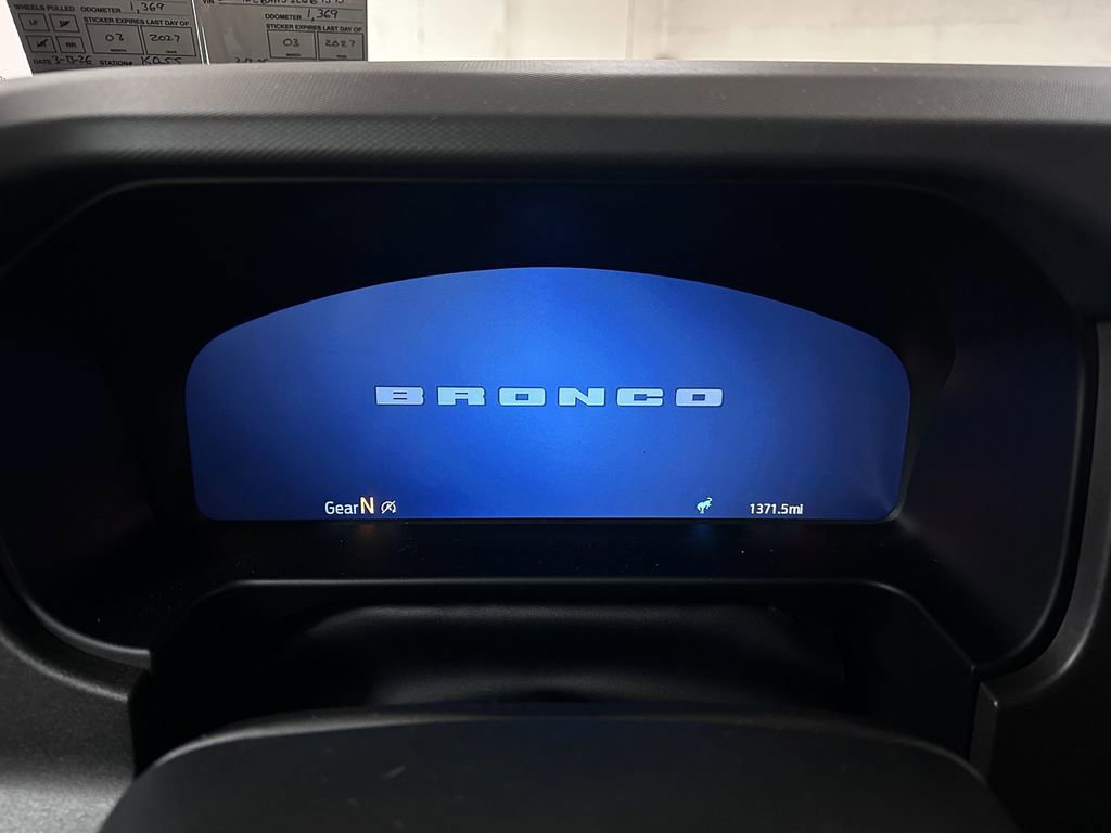 Certified 2025 Ford Bronco 2-Door AWD/4WD image 32