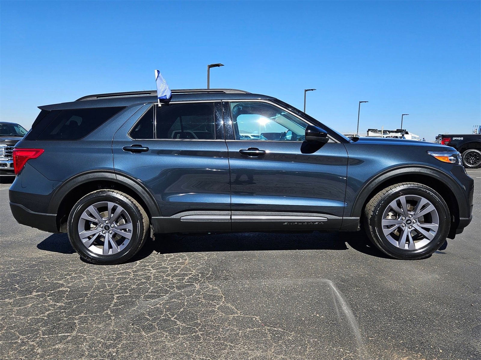 Certified 2022 Ford Explorer XLT w/ Equipment Group 202A image 4