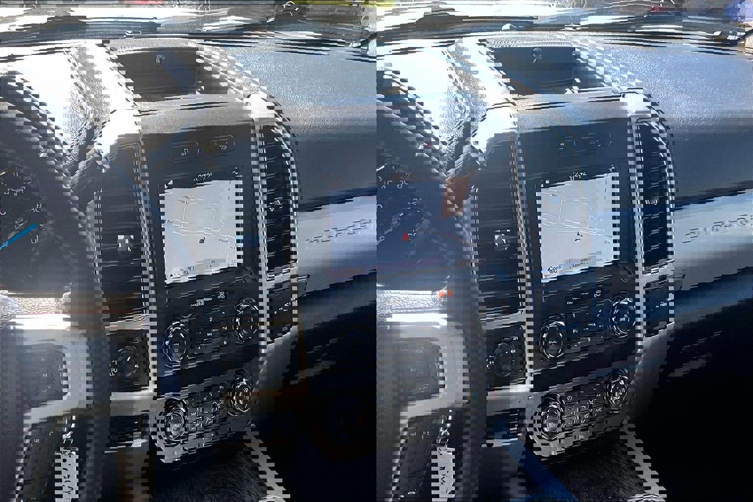 Certified 2019 Ford F250 Lariat image 8